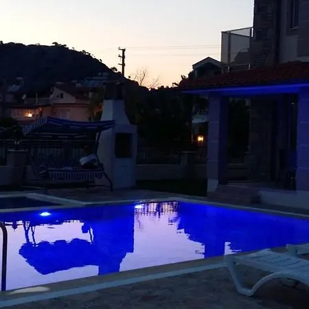 Inviting 4-Bed Villa Nil Dalyan With Child Pool 빌라 *